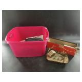 Lot with a small music box/copper art piece, Thoma