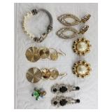 Lot of vintage fashion jewelry