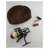 Daiwa fishing reel with a new spool of line, condi