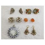 Diverse lot of fashion jewelry