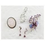 Assorted fashion jewelry