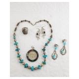 Assorted fashion jewelry