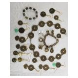 Small lot of fashion jewelry