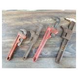 3 Pipe wrenches