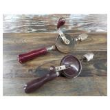 2 Antique hand braces