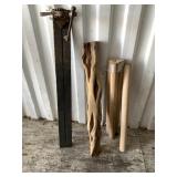 Lot with 4 large dowels a segment of diamond willo