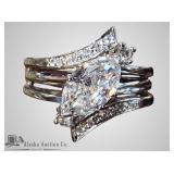14kt White gold and diamond ring size 4 1/2, centr