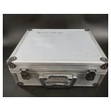 Tattoo gun with power converter, pedal, accessorie