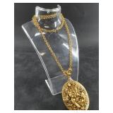 Fabulous vintage brass necklace with highly detail
