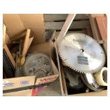 Mixed lot with a pair of Neos Overshoe boot with i