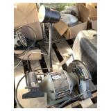 Delta model 23-840 bench grinder in very good cond