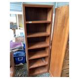 Sturdy bookshelf 11.5' x 24.5' wide x 71' tall