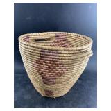 Beautiful Hooper Bay grass basket with unusual han