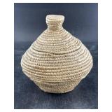 Small N.W. grass basket with an unusual weave, wit
