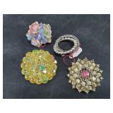 Pair of vintage brooches