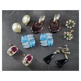 Collection of vintage jewelry