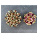 Pair of vintage brooches