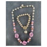 Pair of fashion necklaces
