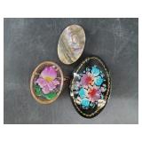 3 Vintage brooches