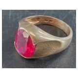 10kt Gold signet ring with large red stone, size 1
