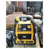 Cat 200w power supply, 1000 peak battery jumpstart