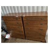Lot of two Wooden Dressers in good condition, 30.5