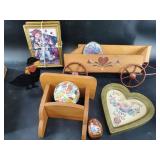 Collection of household dï¿½cor
