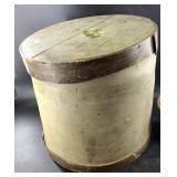 Bentwood barrel filled with old porcelain toys, ti