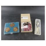 Lot with a Wallace Sterling silver pot latch spoon