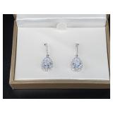 Pair of sterling silver earrings, brand new