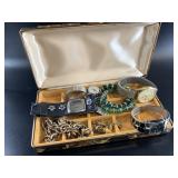 Small vintage jewelry box with several working wri