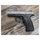 Smith & Wesson M&P 40 .40 S&W Pistol