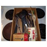 Flat of Kitchen/Cooking items