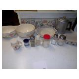 odd ball kitchen Lot