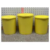 Tupperware canisters
