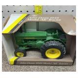 1/16 1949 Model "AR" Tractor die-cast replica