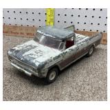 Ertl International 1000 Pickup Truck diecast