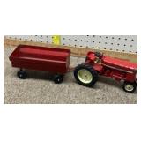 1/16 Ertl IH die-cast toy tractor & Wagon