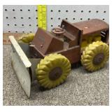 Structo pressed steel toy bulldozer  **SEE