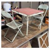 Childï¿½s card table and 2 chairs