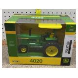 1/16 ERTL John Deere 4020 NF Prestige collection