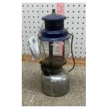 Kerosine lantern