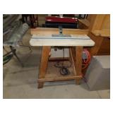 DEWALT Router w/ table