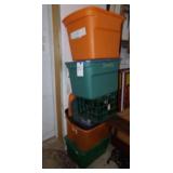 Lot of totes some with lids