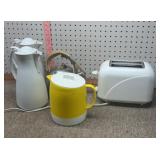 Thermoses & toaster