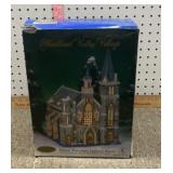 Heartland Valley Village Deluxe Porcelain Lighted