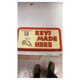 ï¿½Keys made here sign