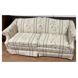 Harlequin sleeper safa