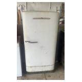 GE fridge