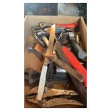 Flat of mixed tools and knives